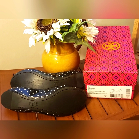 Tory Burch Black & White Polka Dot Ballet Flats - Picture 3 of 3